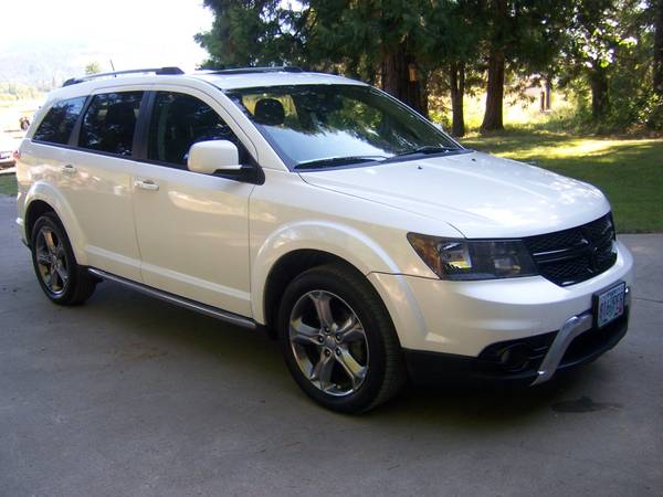 2016 Dodge Journey Nightshade SUV, AWD,80k miles, All options avaible, - $10,500 (Grants pass)63499946255233121
