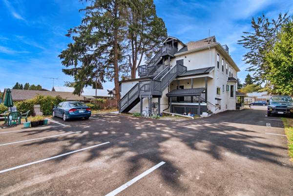 549 Prideaux Street - 5 3