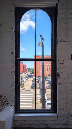 $1,455 Beautiful Corner Office in a Beautiful Building - Get 20% Off! (North Loop)63868703177347121