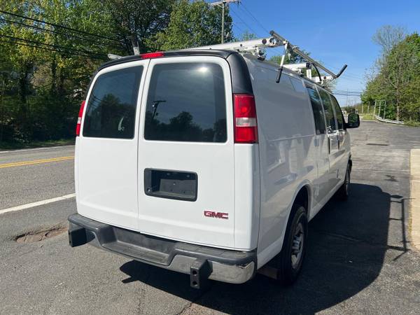 2017 GMC SAVANA 2500 CARGO VAN - $13,000 (TOWACO)63482513945985123