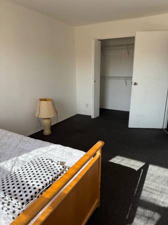 $900 / 1br - Renting a Room (Jackson Heights)63689788136577121