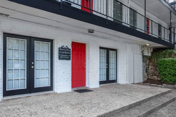 $880 / 1br - 682ft2 - Situated in Fort Worth!, Dog Park, 1BD 1BA (2217 Ridgmar Blvd, Fort Worth, TX)63846411974659123