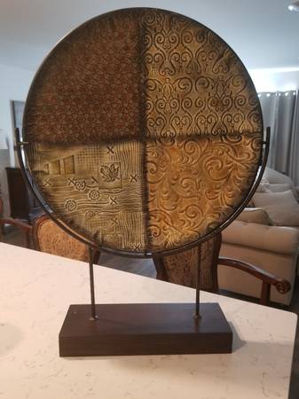 Large Pier 1 Table Decor 1