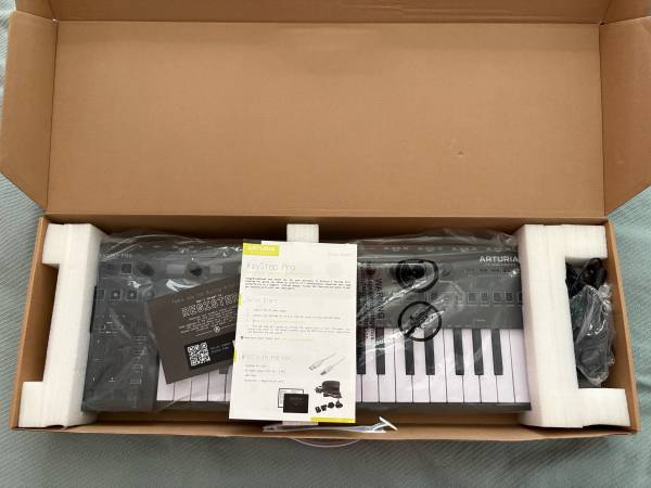 Arturia Keystep Pro Chroma 1