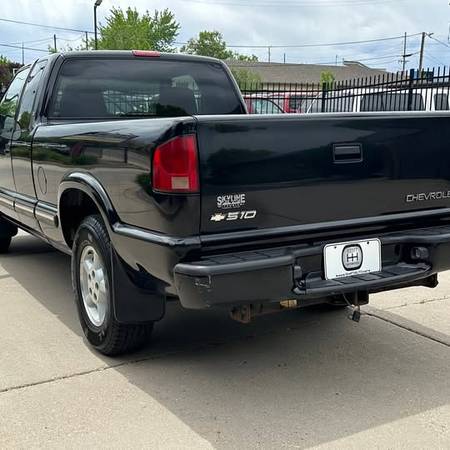 2001 Chevy S10 Pickup 3d 6ft - $8,997 (Lakewood (shiftauto.net))63619958091393122