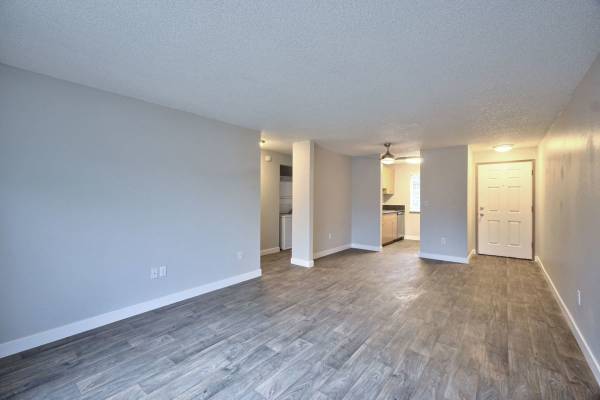 $1,449 / 2br - 803ft2 - 🥳🥳🥳GROUND FLOOR, WASHER/DRYER, 8 WEEKS FREE!! 🥳🥳🥳 (5400 Southwest 180th Avenue, Aloha, OR)64038885662339120