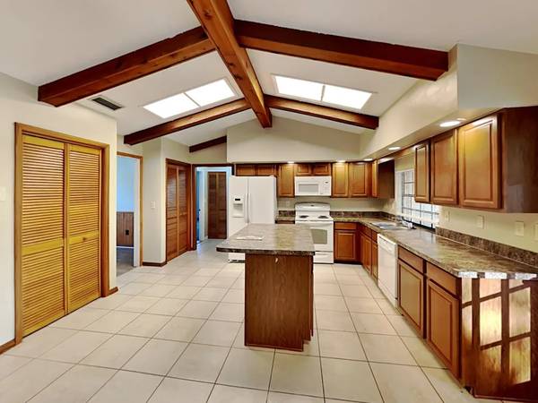 $1,370 / 4br - 2581ft2 - A Place That Feels Like It Was Meant for You (Ormond Beach, FL)63791498094337122