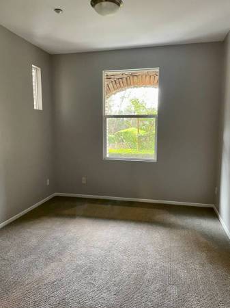 $1,700 / 3br - 1620ft2 - Condominio en San Elijo Hills en alquiler (San Marcos)63865702396931120
