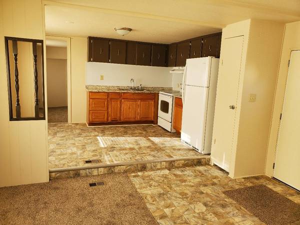 $825 / 3br - 313 1st St. N. near Kalitta and downtown Oscoda (Oscoda, Mi.)64037895156866120