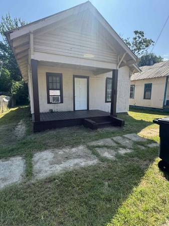 $900 / 3br - 1100ft2 - Waynesboro Georgia 3-dormitorios 1-baño $900 mensuales (Waynesboro)63825471700355120