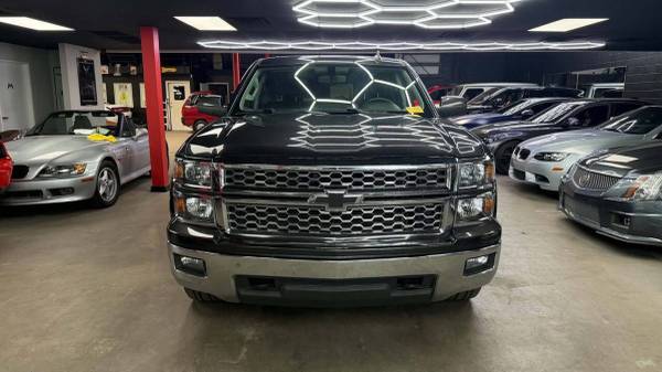 2015 Chevrolet Silverado 1500 4x4 - Photo 2