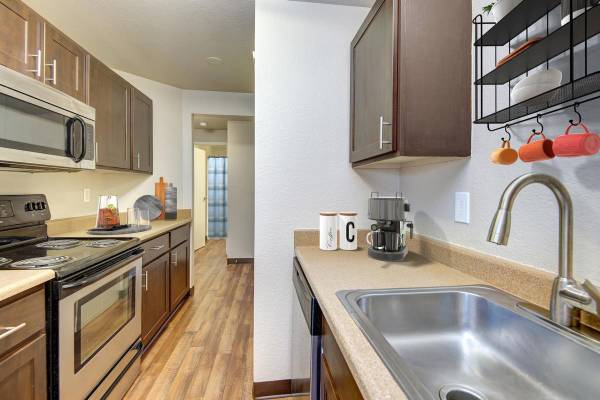 $1,899 / 2br - 864ft2 - Cozy 2 BR w/ Fireplace  Claim 2 Weeks Free Before It's Gone!64031309845762122