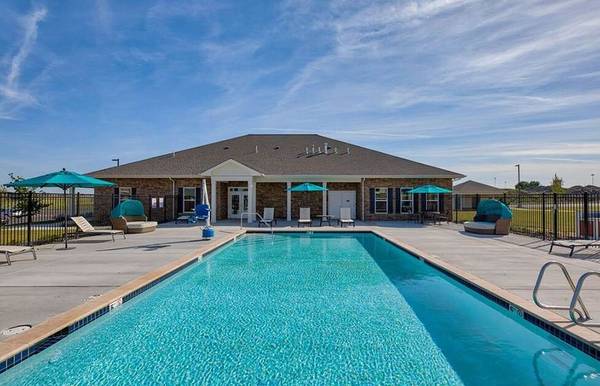 Pool and Sundeck, Undermount Sinks, Hard Surface Countertops 1