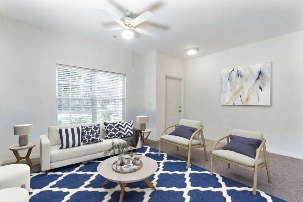 $1,375 / 2br - 830ft2 - Stylish Features, Business Center, Boardwalk (Fruitland Park)63768125095041120