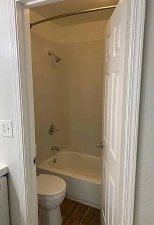 $1,050 / 1br - 655ft2 - Bright & Upgraded 1-Bedroom Apartment – Near Colma BART☎ (Daly City)63667872602625124