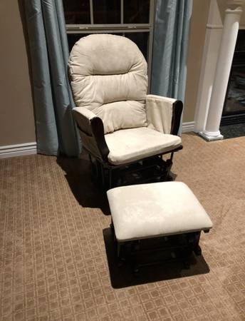 Glider rocking chair -price drop- 1