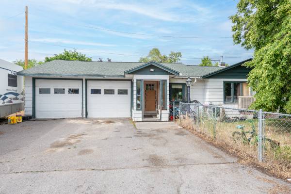 $399,000 / 3br - 1252ft2 - Your Next Update Fixer-Upper in Missoula! (Missoula)63657010171521120
