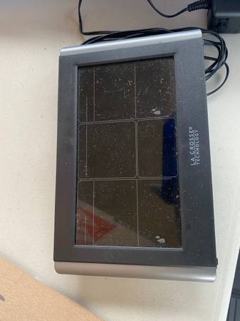 La Crosse weather station 1