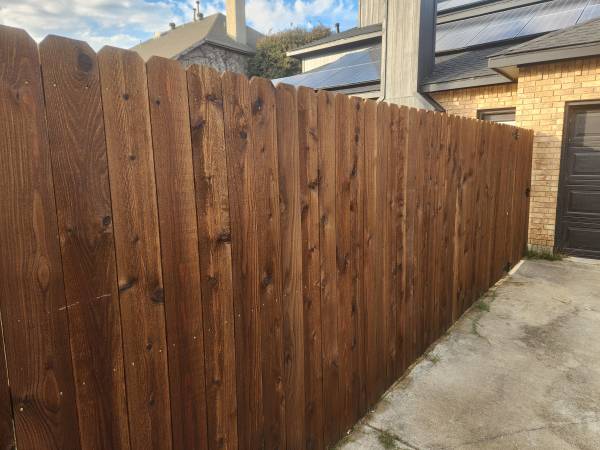 Need a basic fence - straight line 40ish ft 1