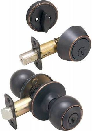 Hardware House 424564 Helena Combo Pack Classic Bronze Door Lock Combi 1