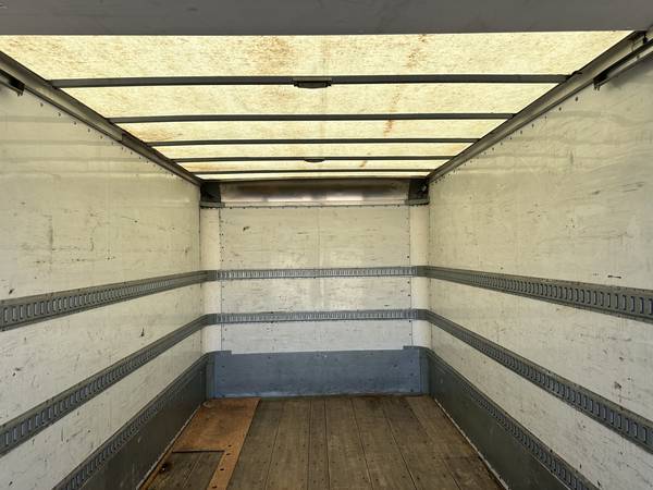 2016 International 4300 SBA 4x2 - Photo 15