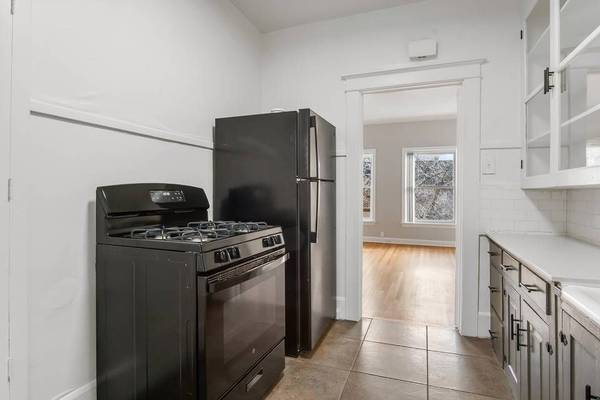 $1,670 / 2br - 925ft2 - Vintage 2 BR Apartment For Rent @ Renew on Temple- 1 Month Free (City Creek)63674381032451121