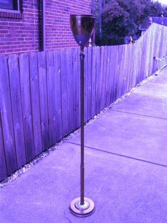Mid Century Modern Floor Lamp 1