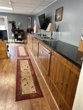 $1,200 / 700ft2 - Nice Office Space Or Retail Store Space (Alexandria Bay)63935322725122121