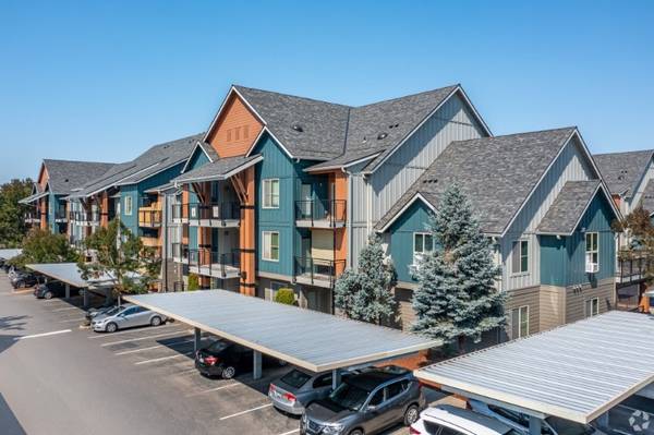$1.705 / 1br - 746 pies² - ¡El departamento perfecto de una habitación para ti y tu amigo peludo!! (Fairview, OR)63842024791939121