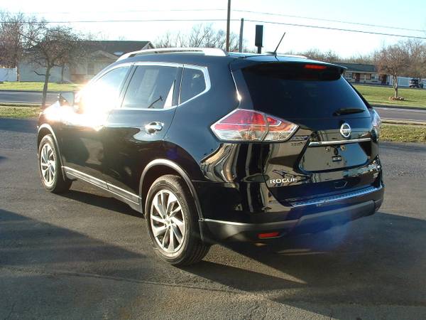 2015 Nissan Rogue SL AWD - $13,495 (Weedsport)63442738276993122