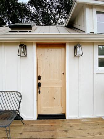 $2,100 / 1br - 350ft2 - Adorable Corralitos Tiny House! (watsonville)63879905827073121