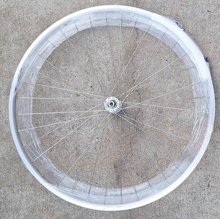 New Wheelmaster road bike front wheel 700Cx18C/23C Weinmann LP18 1