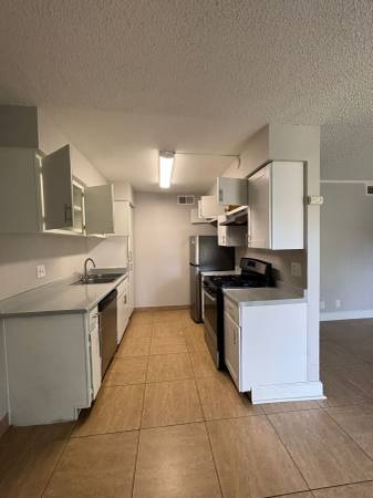 $1,099 / 2hab - 945ft2 - Ofertas especiales para mudanza en octubre – Apartamentos Villas Las Cerezas (4515 E Grant Rd)63674911842561120