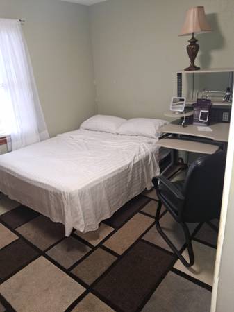 $140 / 4br - 289ft2 - Room for rent (LAWRENCEVILLE)63964400748034122