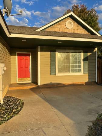 $2000.00 / 3br - 1346ft2 - One story house64000757896193121