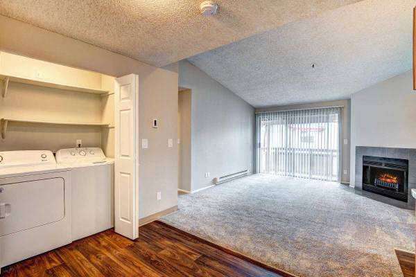 $1,770 / 1br - 720ft2 - Don't wait! These move-in deals are going fast! (Kent)63786614153345120