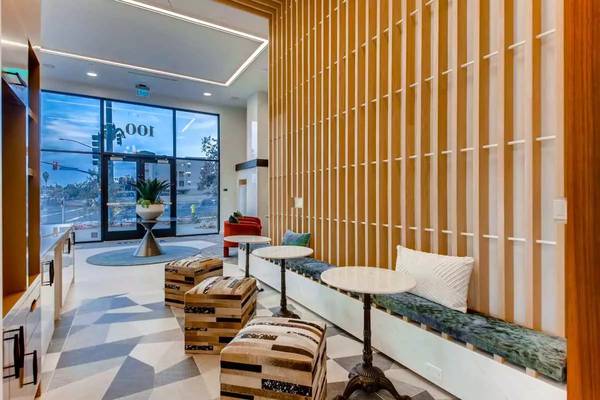 $3,420 / 2 hab - 1192 pies² - ¡Bienvenido a tu nuevo apartamento de 2 habitaciones y 2 baños! ¡Lavadora y secadora en la unidad! (Vista)63663836389761122