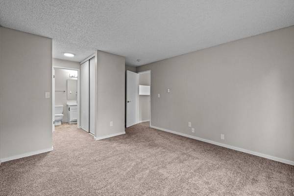 $1,634 / 1br - 640ft2 - Washer/Dryer Included, Pet Friendly + Off Leash Dog Park, A Must See (Lynnwood)63995105666947121