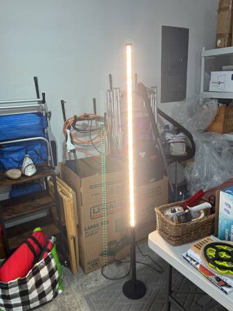 Light Pole 1