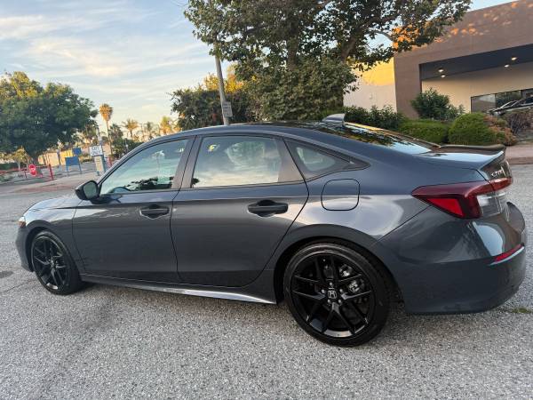 2025 honda civic sport - $21,900 (Paramount)63623825797377123