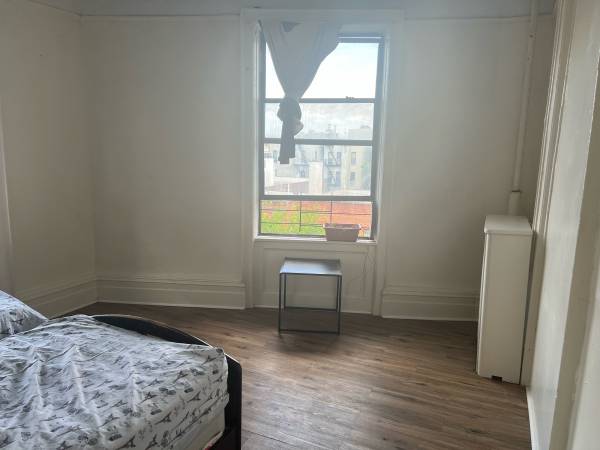 $1.000 / 1 habitación - Habitación grande y luminosa, sin comisión (Nueva York)63233659031683124