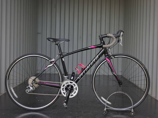 Like new 51cm Specialized Dolce  20sp  Road Bike 1
