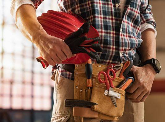 Available in Lombard area for small household fixes or advice 1