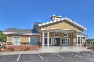 $1,430 / 2br - 1340ft2 - Not Haunted. Promise. Just Spacious 1 & 2BR Apartments. (Greenville)63861960227585122