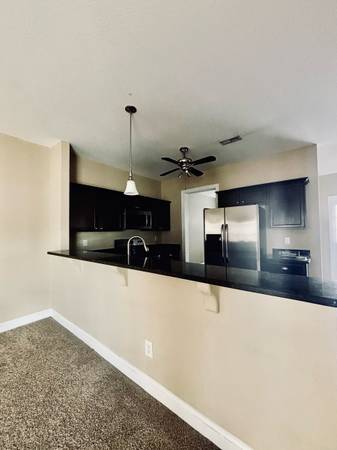 $1,700 / 3br - 1614ft2 - Casa adosada de 3 dormitorios y 2.5 baños GREENVILLE (Greenville)63861960579457123
