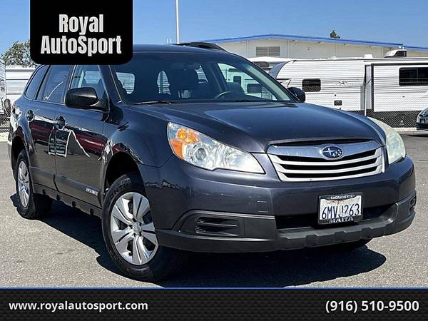 1 2010 Subaru Outback 2.5i AWD 4dr Wagon 6M 1