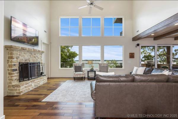 $1,420,000 / 5br - 4586ft2 - ✨🏡 Just Listed in South Shore – Luxury Lake Living at Its Finest! 🌊 (Vinita)63982131946498121