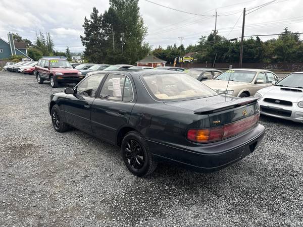 1994 Toyota Camry LE - $2.999 (Lynnwood, WA)63441610188417124