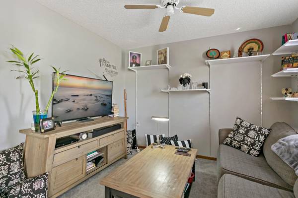 $900.00 / 1br - 806ft2 - Cozy 1 Bed 1 Bath Condo in Minneapolis | Available Nov 2025 | $900/mon63868816358273121