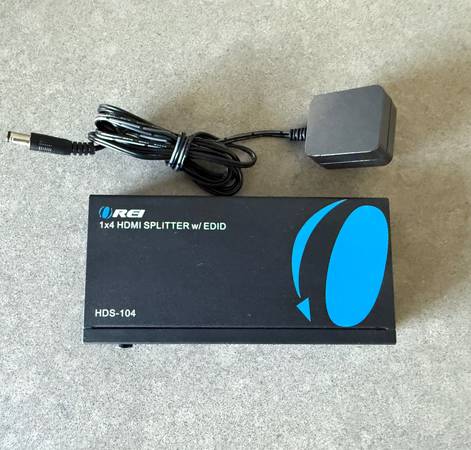 1-to-4 HDMI Splitter 1